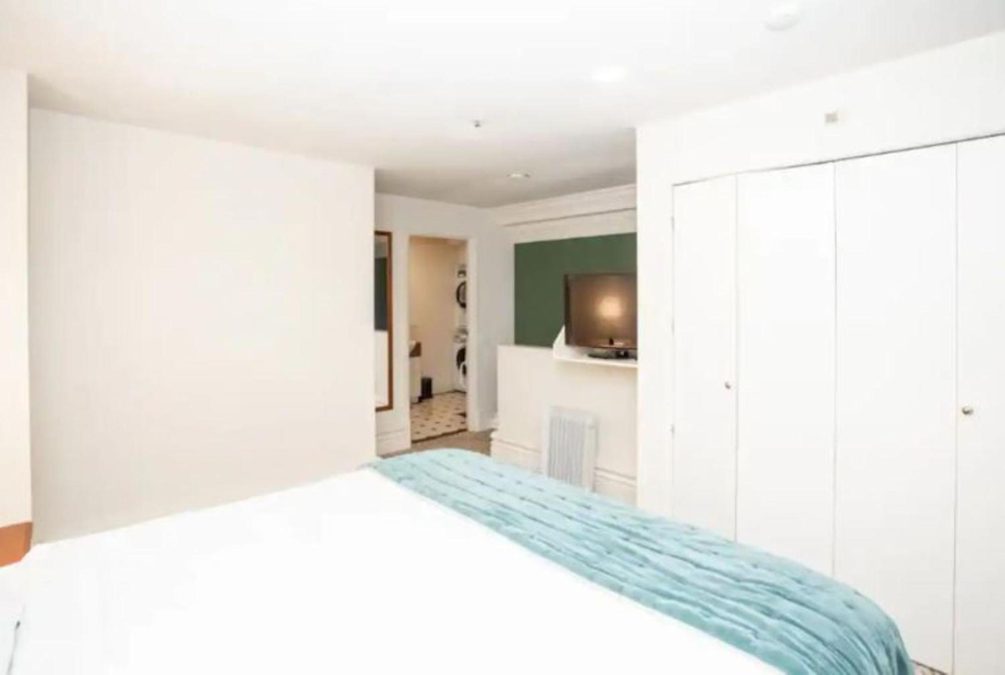 شقة Beauty In The Cbd - 1Bed Free Parking Pool كريستتشيرش المظهر الخارجي الصورة