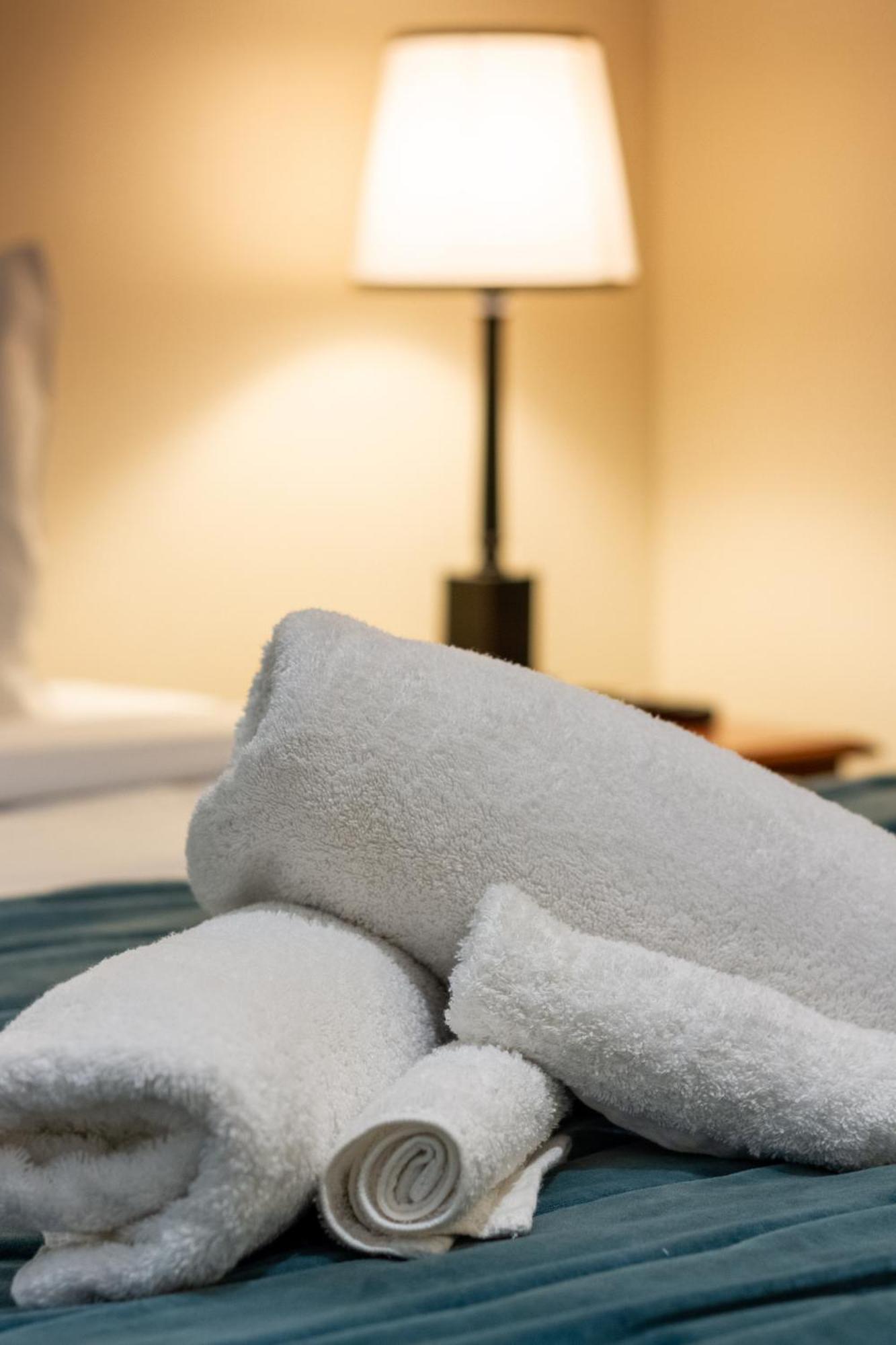 شقة Beauty In The Cbd - 1Bed Free Parking Pool كريستتشيرش المظهر الخارجي الصورة