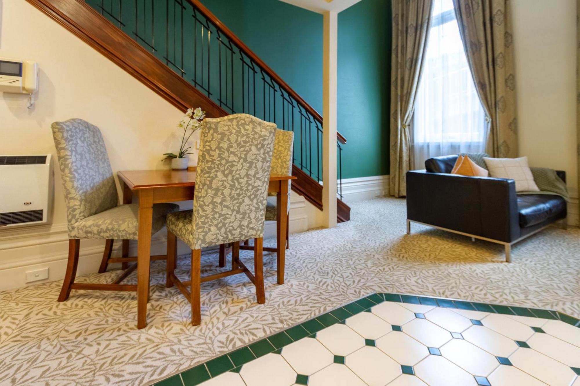 شقة Beauty In The Cbd - 1Bed Free Parking Pool كريستتشيرش المظهر الخارجي الصورة