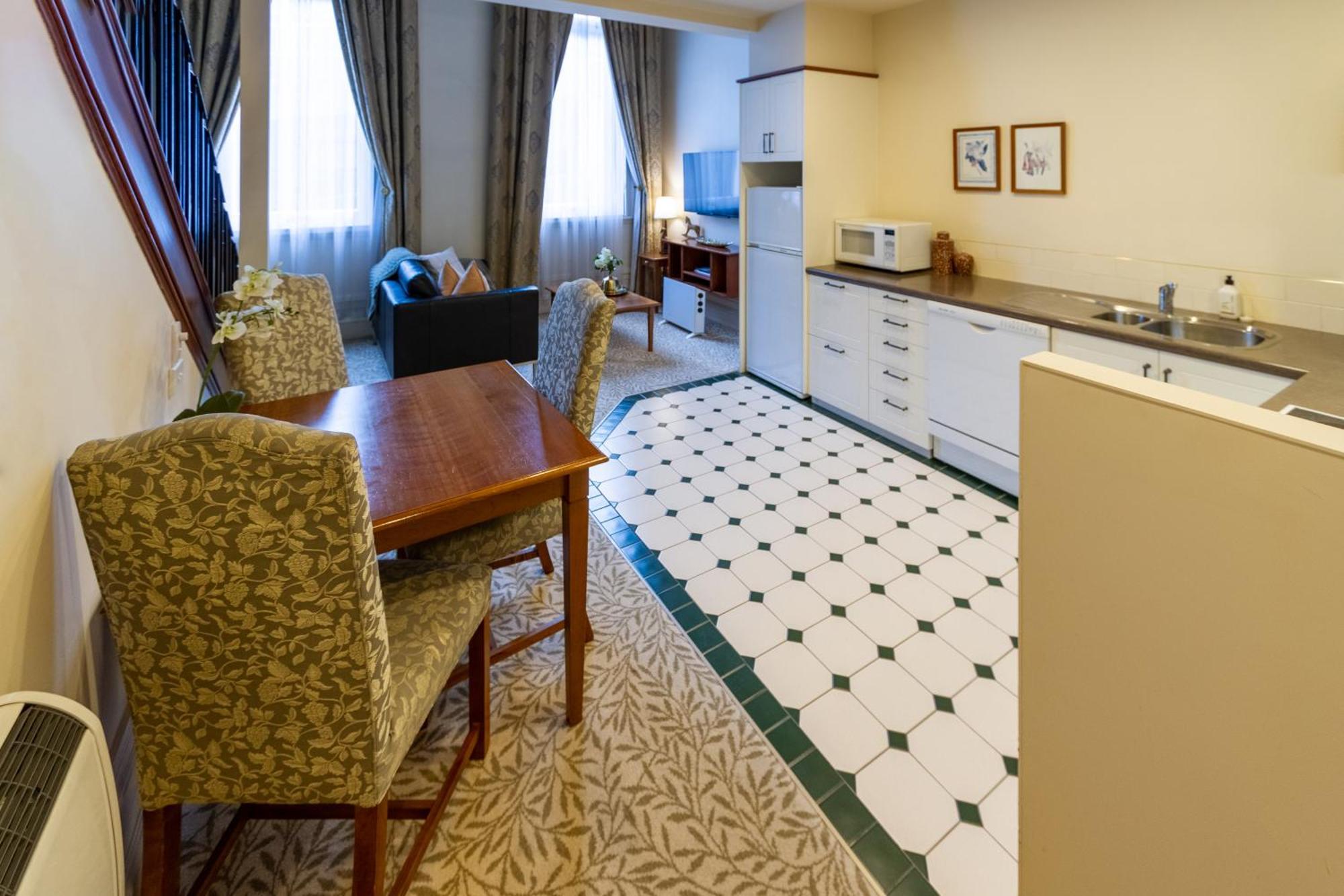 شقة Beauty In The Cbd - 1Bed Free Parking Pool كريستتشيرش المظهر الخارجي الصورة
